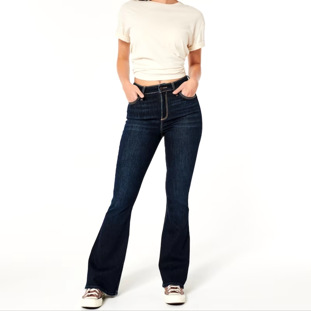 Hollister Dark Wash Ultra high rise mom jeans Curvy Short size 7s 28w NWT